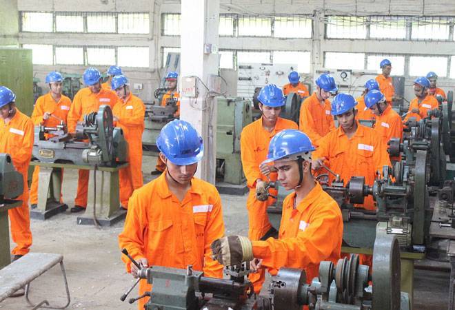 Semi-skilled manpower support